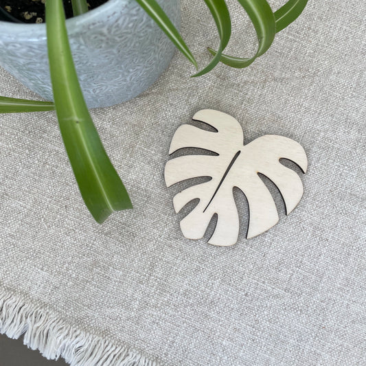 Monstera, formkutt - Drikkebrikke i tre