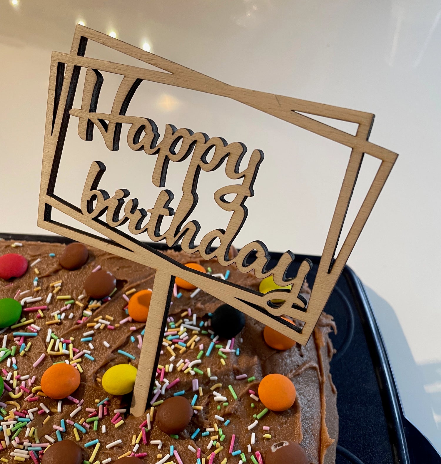 Happy Birthday - Kaketopper i tre