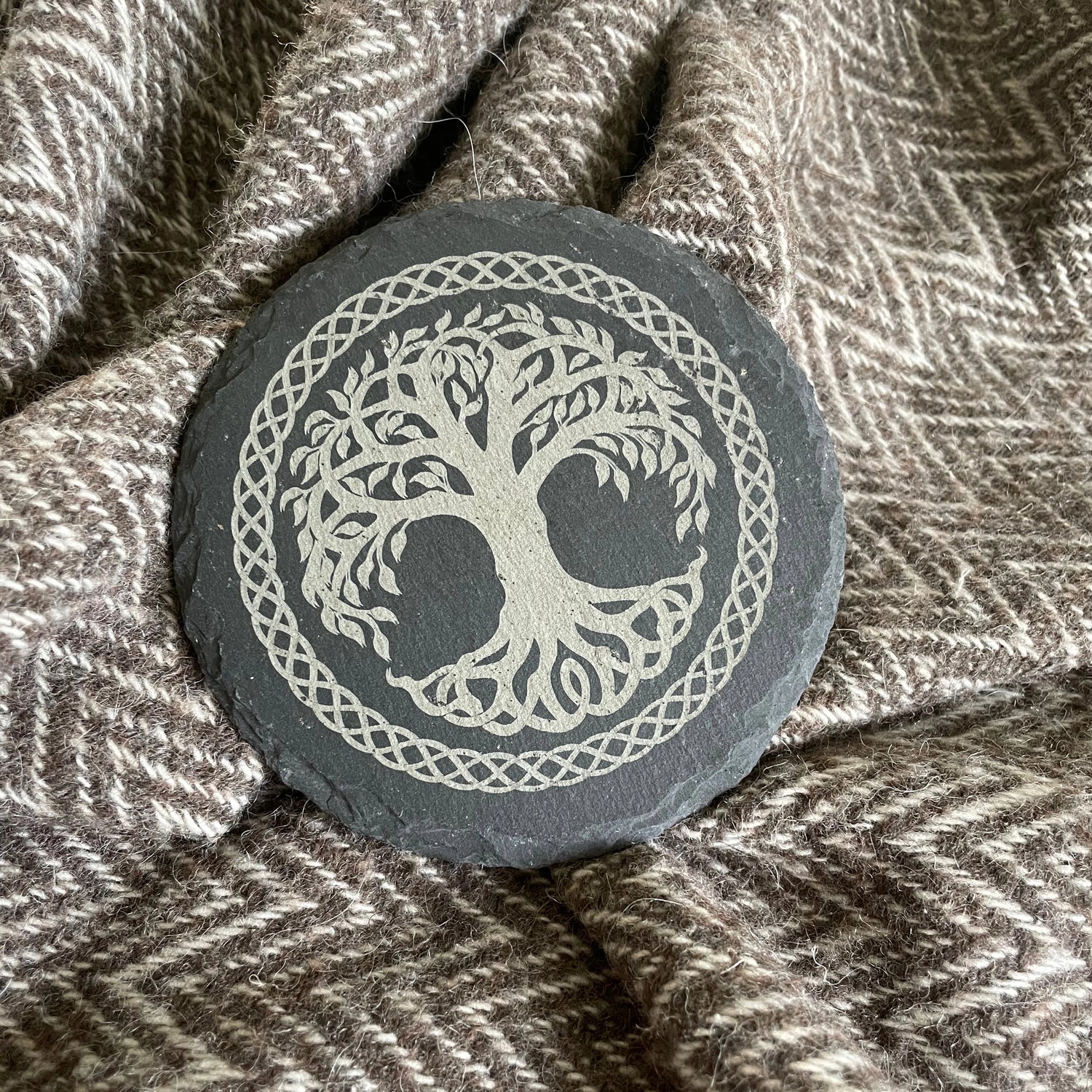 Yggdrasil - Drikkebrikke i skifer